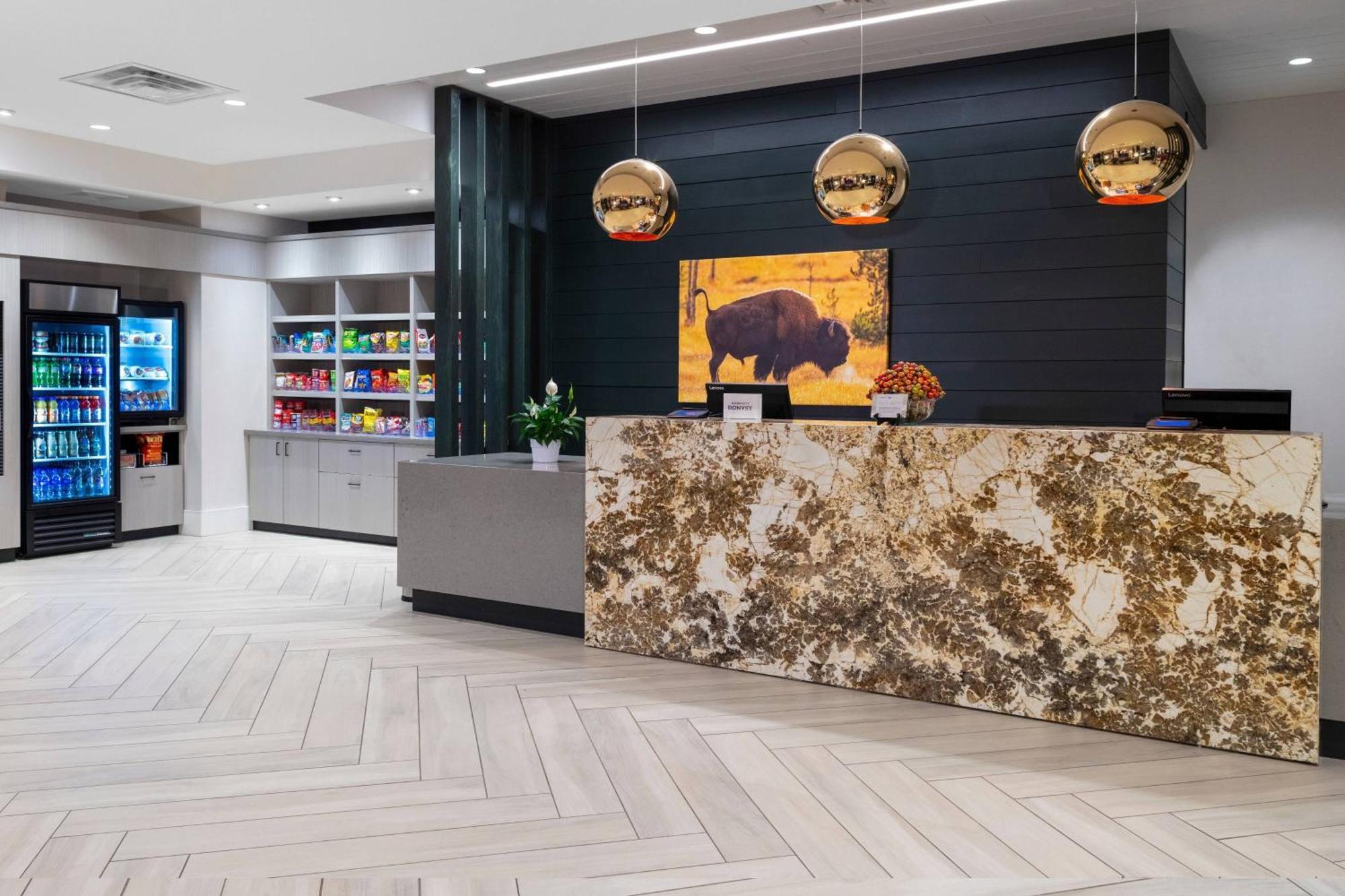 Springhill Suites By Marriott Great Falls Exterior photo