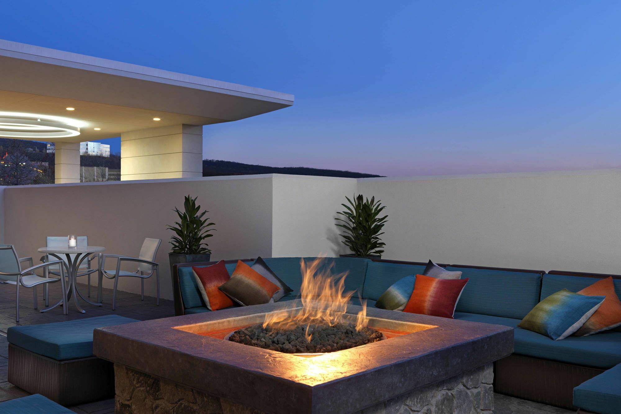 Springhill Suites By Marriott Great Falls Exterior photo