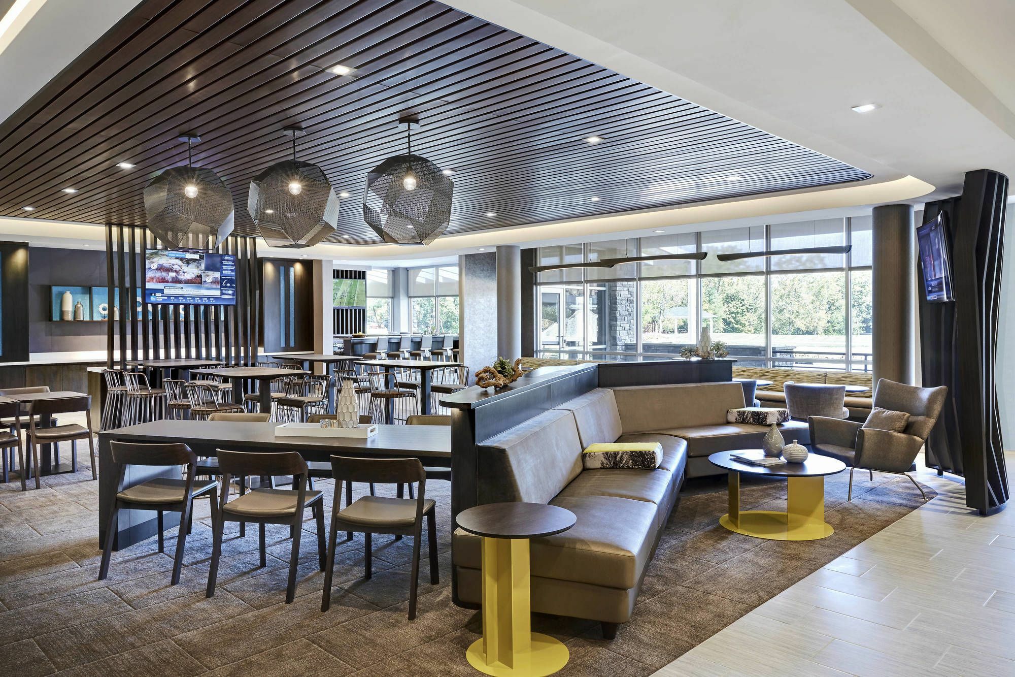 Springhill Suites By Marriott Great Falls Exterior photo